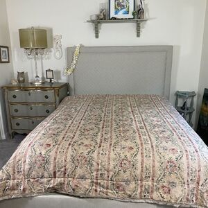Hollander Vtg King Comforter w/ king Shams French Country